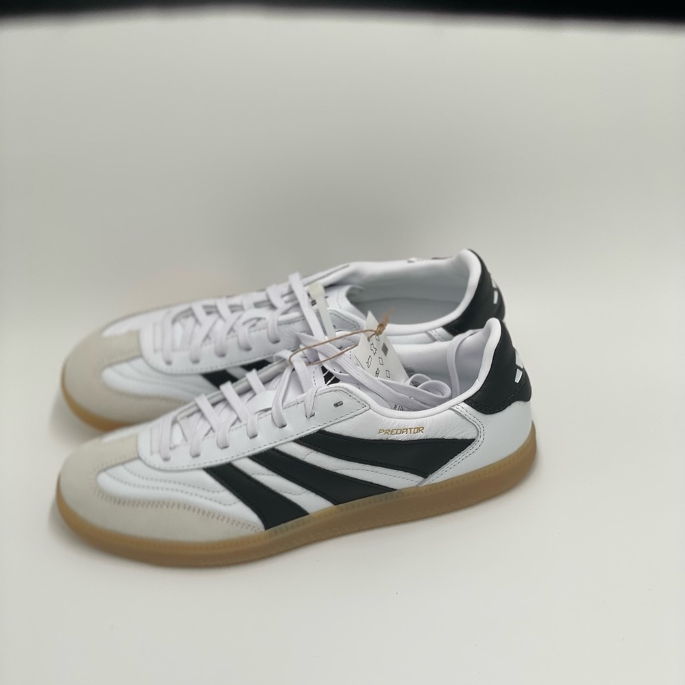 Adidas Men's White and Black Sneakers